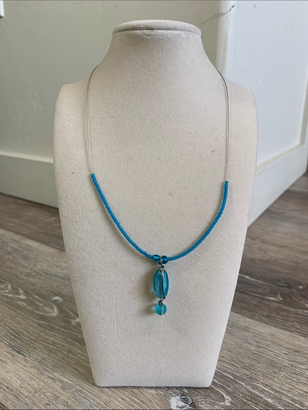 3/$10 💕 Delicate Turquoise Beaded Pendant Necklace for Women